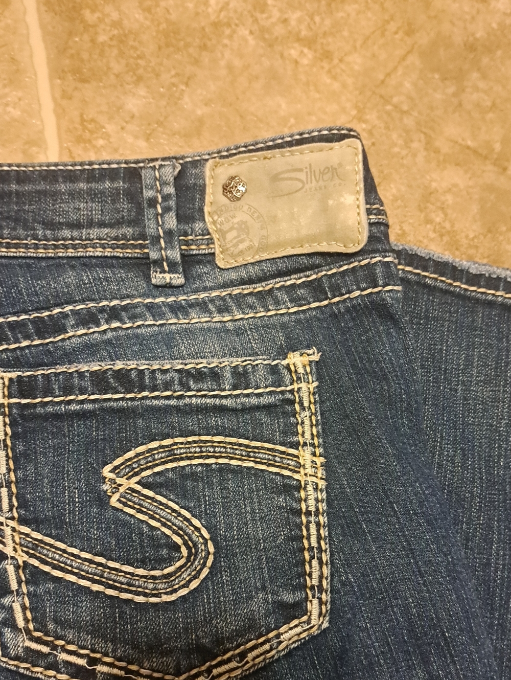 Silver Suki Capri Size 30. - Picture 13 of 13